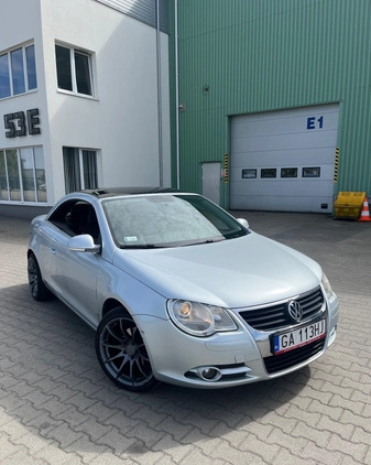 Volkswagen Eos cena 15500 przebieg: 221000, rok produkcji 2006 z Gdynia małe 92